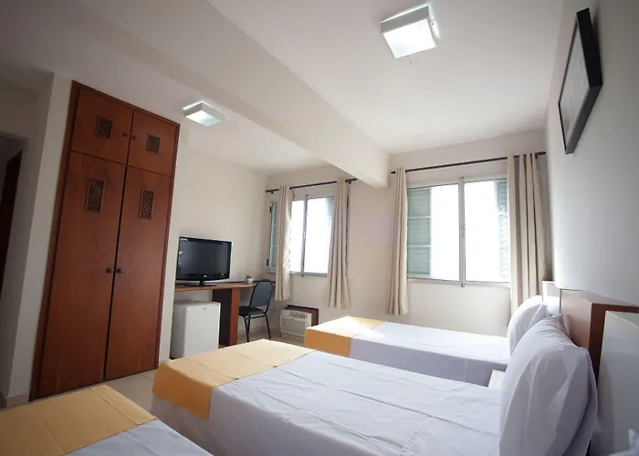 Láparos Hotel