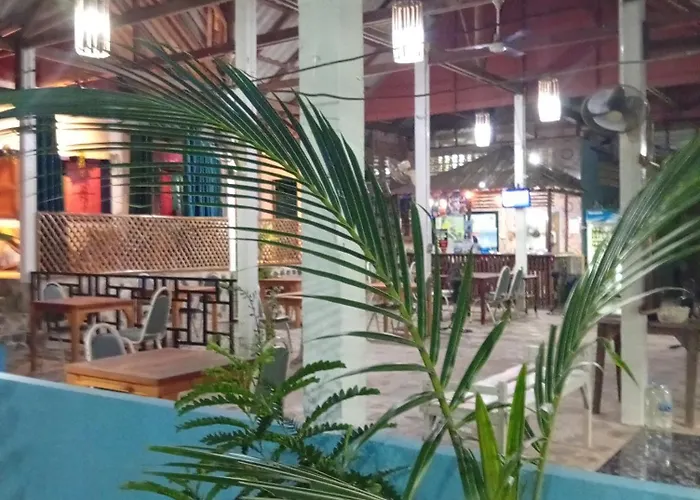 Hill Station Hostel At Chor Chaba