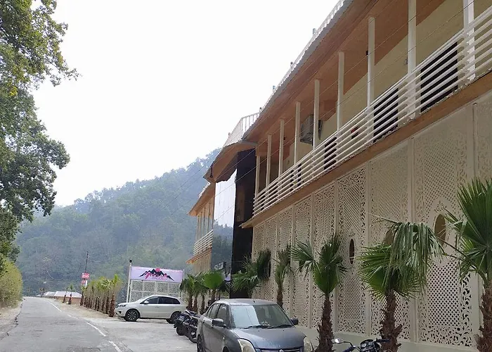Sakura Guest House