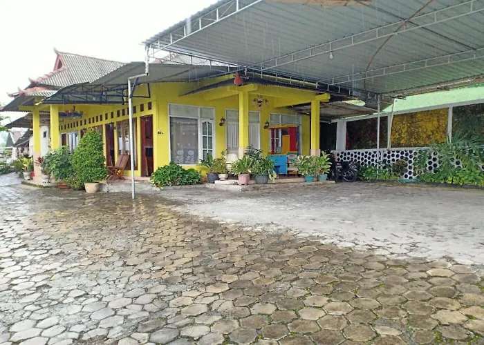 Oyo Life 3020 Penginapan Citra Rasa