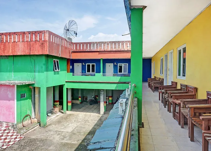 Oyo 92031 Wisma Galung Syariah