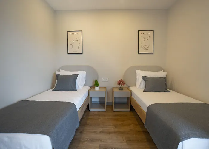 Letstay Marine Homes