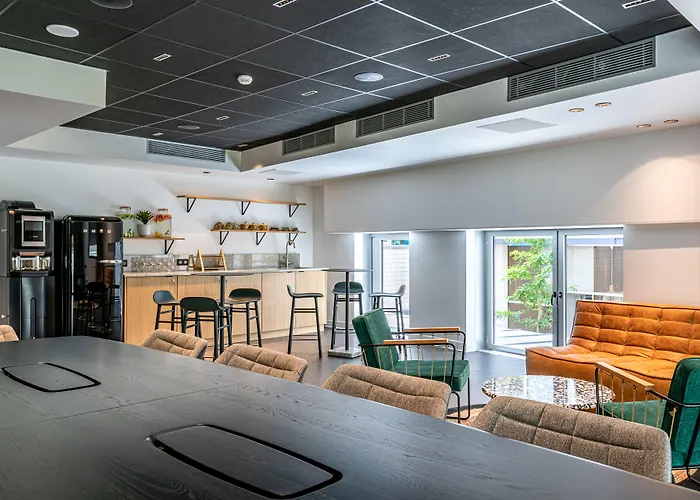 Best Western M-Treize Paris Asnieres
