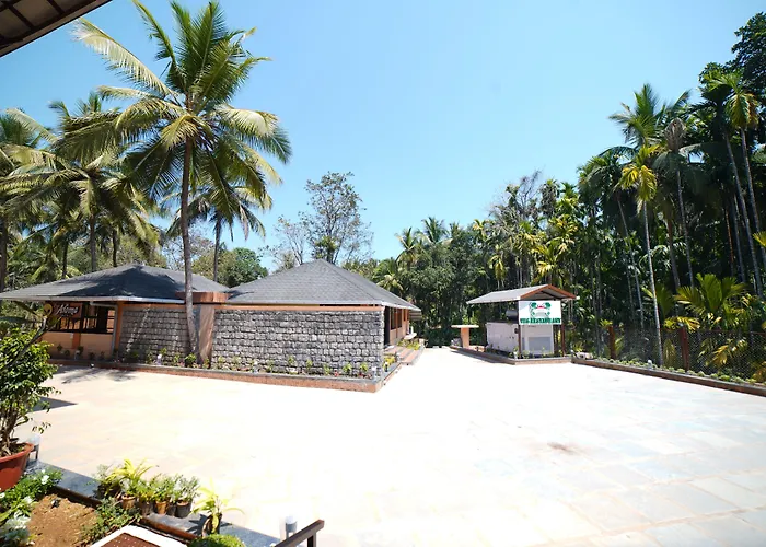 Aananda Wellness And Resorts