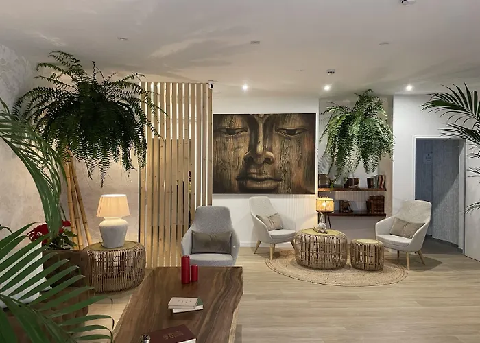 Hotel Emblemático Hi Suites