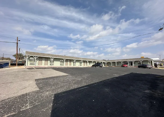 Llano Motel