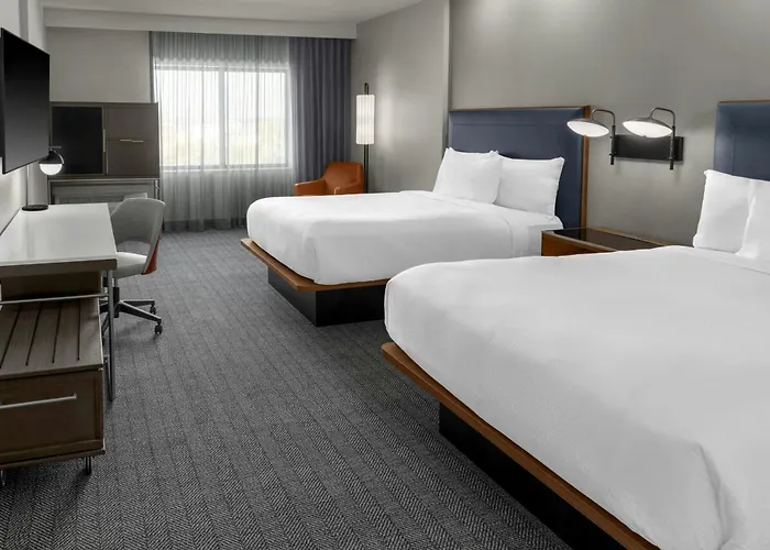 Courtyard By Marriott Sherman