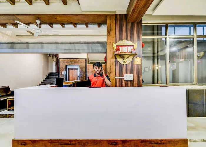 Treebo Shree Sai Suites - 2Km From Mahalaxmi Temple