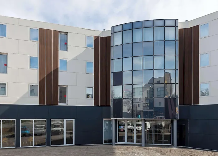 Brit Hotel Privilège Paris Rosny-sous-Bois