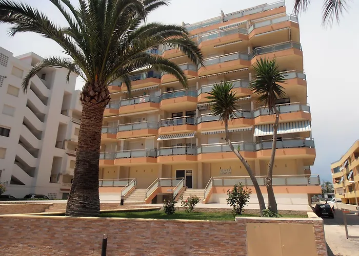 Apartamentos Surfing 3000