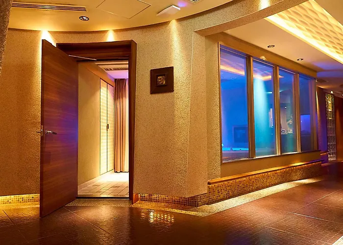 The Skm Tokyo Hotel & Dining