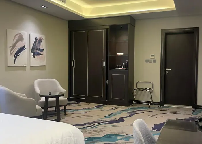 Al Wateen Hotel