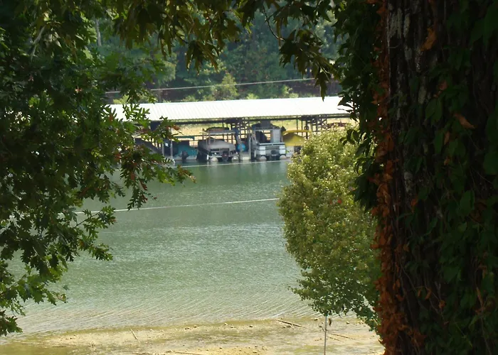 Gr11 - Mountain Harbor King Guest Room On Lake Ouachita