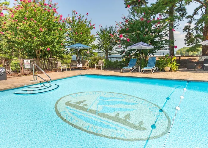 Gr9 - Mountain Harbor King Guest Room On Lake Ouachita