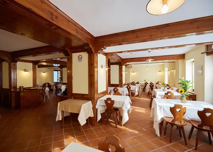 Villa Alpina Hotel