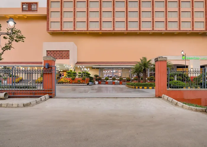 Lemon Tree Hotel, Mall Of Dehradun, Dehradun