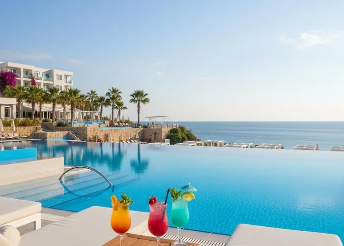 The Divan Resort Hotel Ant