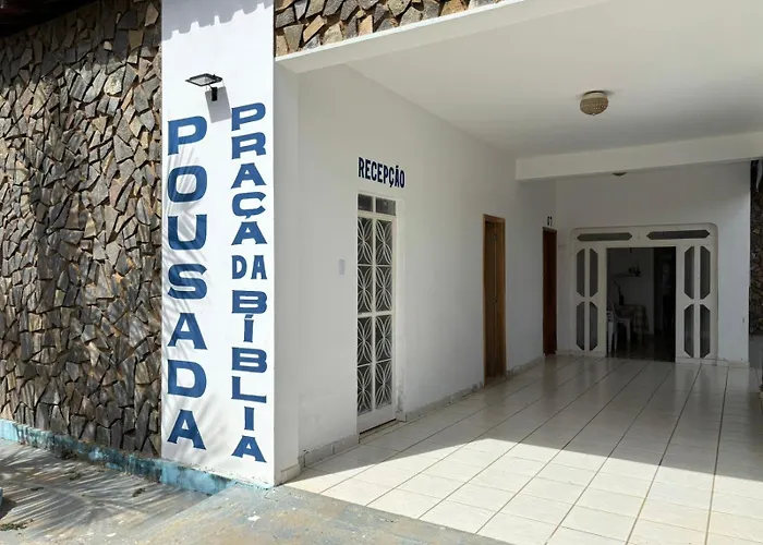 Pousada Praça da Bíblia - Santa Maria da Vitória