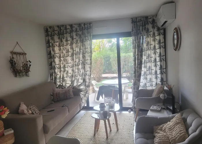 Chambre Dans Une Residence A Deux Pas De La Mer