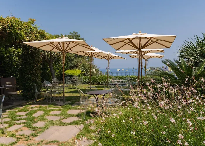 Hotel Ravesi