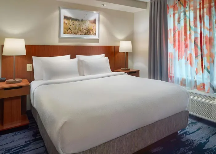 Fairfield Inn & Suites By Marriott Frederick