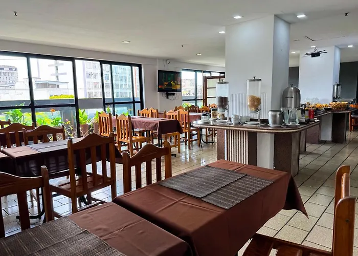 Stratus Centro Hotel