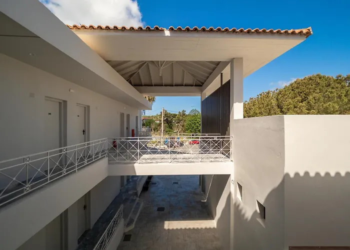 Finikounda Hotel