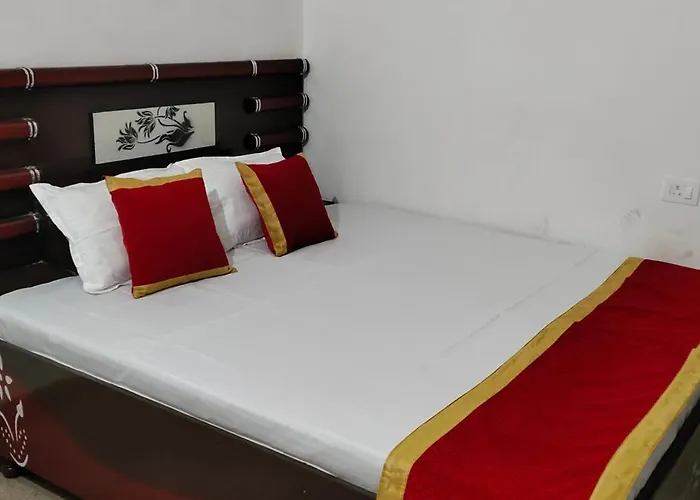 Hotel Holiday