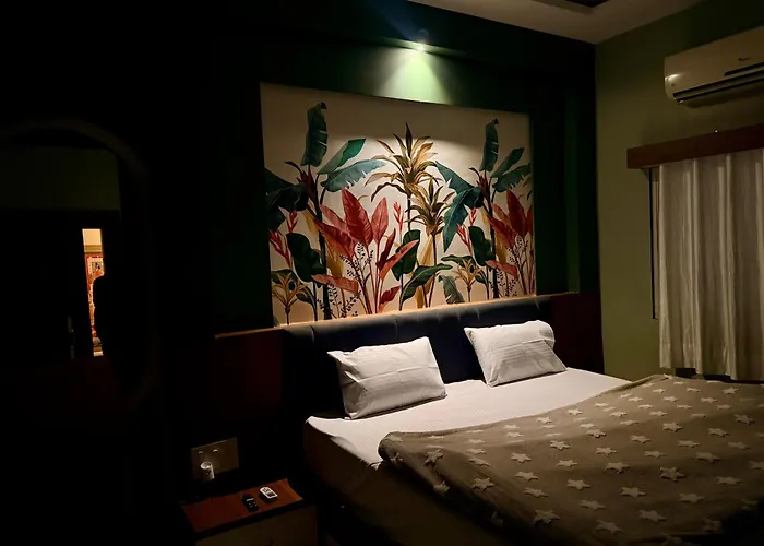 Hotel Maheshwar'S Stay