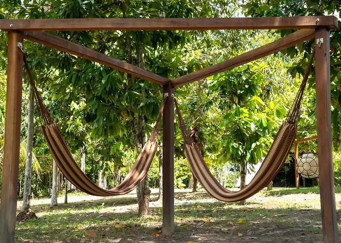 Ybyra Pousada de Selva