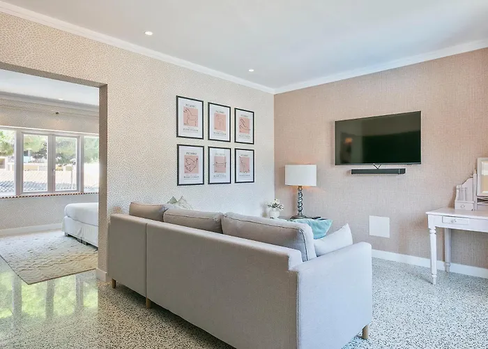Van Der Valk Hotel Barcarola