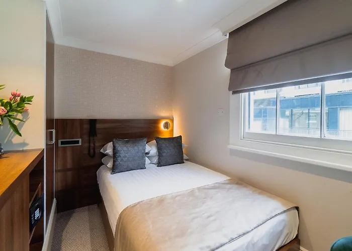 London House Hotel