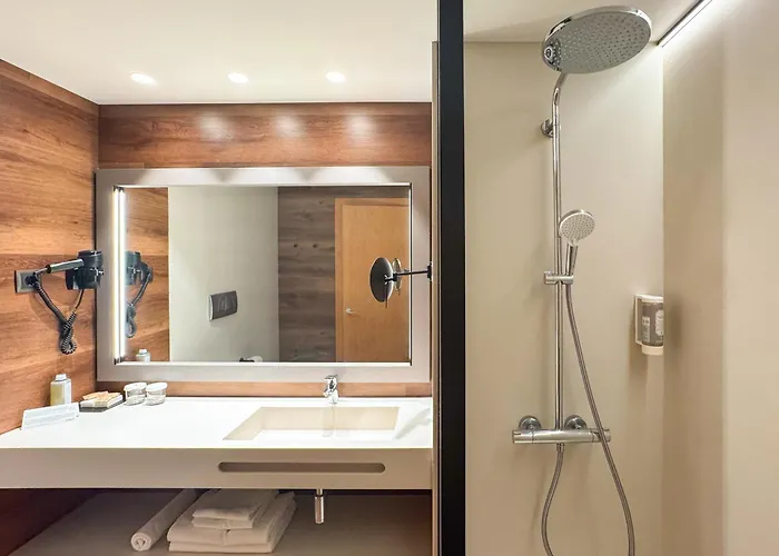 Golden Bahia De Tossa & Spa 4* Sup.