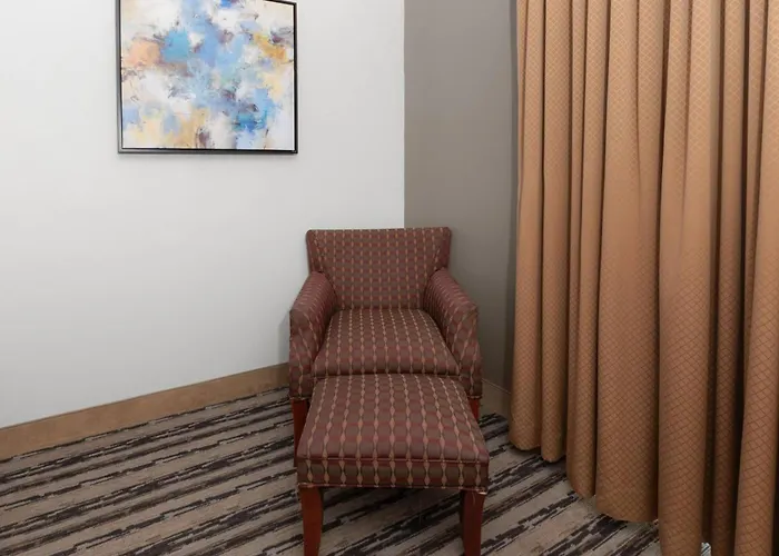 Endeavor Inn & Suites, Trademark Collection By Wyndham