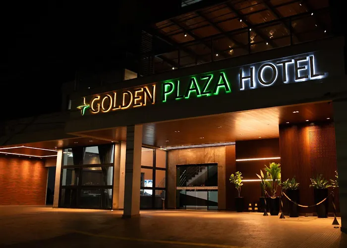 Golden Plaza Hotel By Easy Class