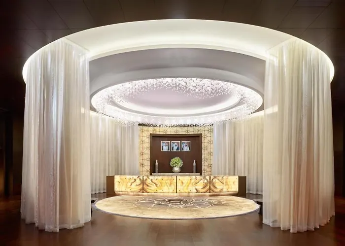 Grand Hyatt Abu Dhabi Hotel & Residences