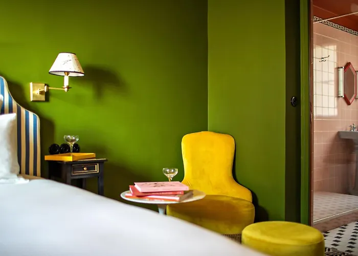 Hotel Les Deux Gares & Spa París