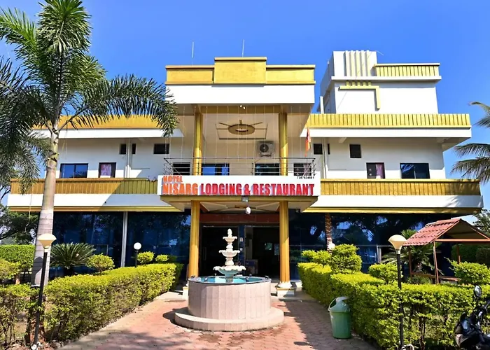 Hotel Nisarg Lodging And Restaurant
