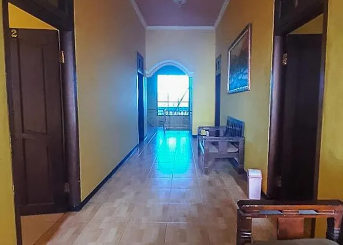 Bromo Indah Lestari Homestay Mitra Reddoorz