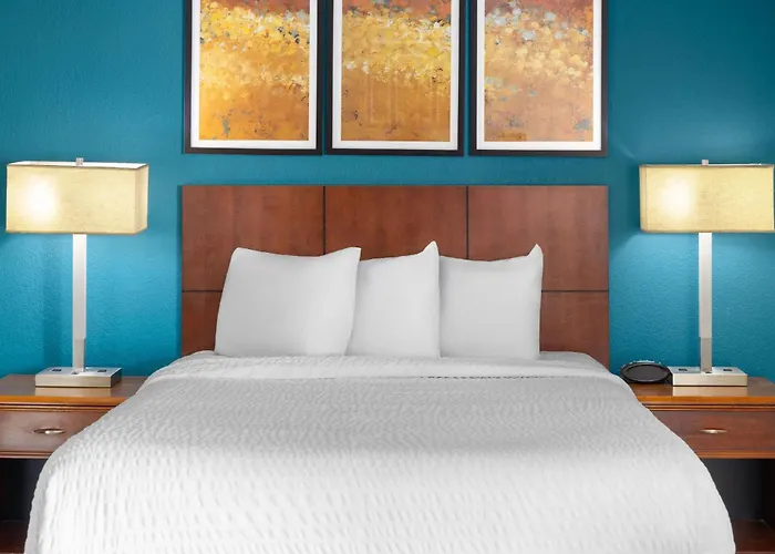 Tysons Corner Suites, A Baymont By Wyndham