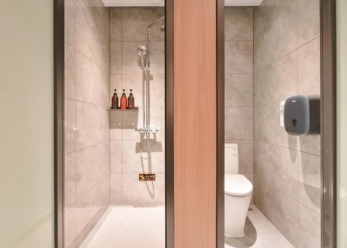 Dayin Serene Garden Hotel -People'S Square & Nanjing Road-Large Social Area -Bar -Cafe -Gym -Free Laundry Luggage Storage -24H Front Desk-English Service