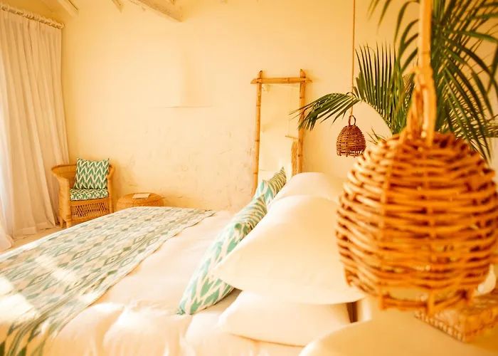 Hotel Pomelo