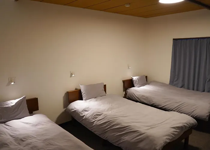 Slopeside Lodge Hakuba