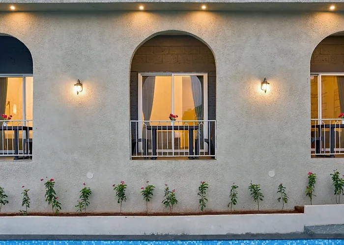 Breeze Resort Panhala , Swimming Pool, Just 5 Minutes From Panhala!