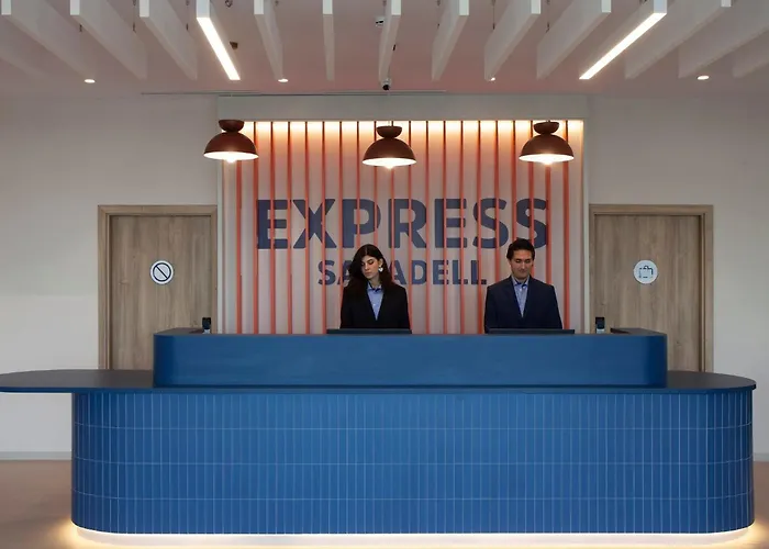 Holiday Inn Express & Suites Barcelona - Sabadell By Ihg