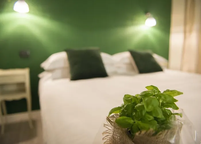 So&Leo Guest House