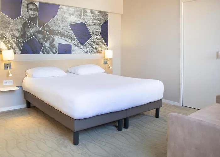 Brit Hotel Macon Centre Gare