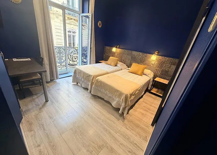 Hotel Comédie - Place De La Comédie Corum