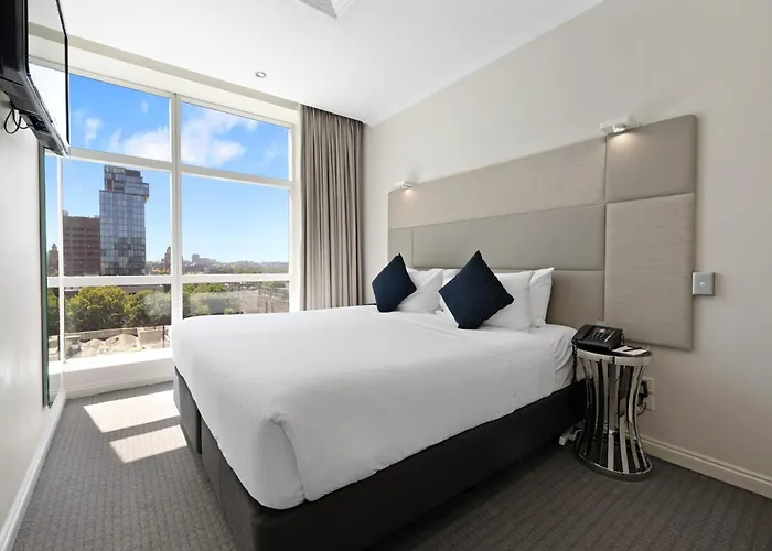 Clarion Suites Gateway