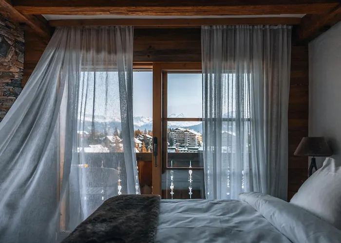 Hostellerie du Pas de l'Ours Relais et Châteaux